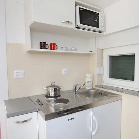 شقة Agava زادار