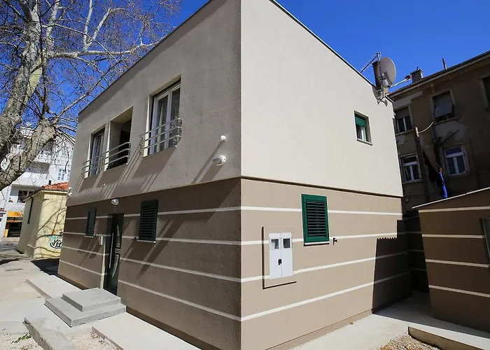 Апартаменти Agava *